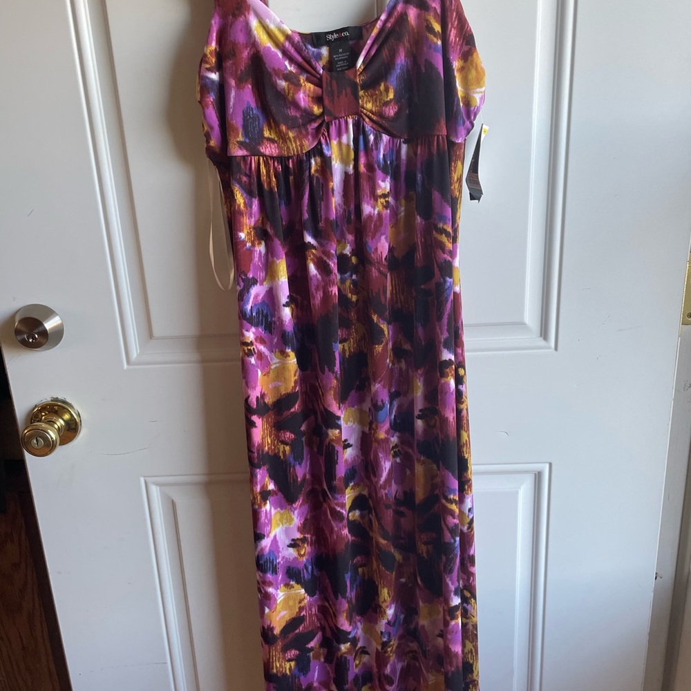 NWT. STYLE & CO MAXI DRESS